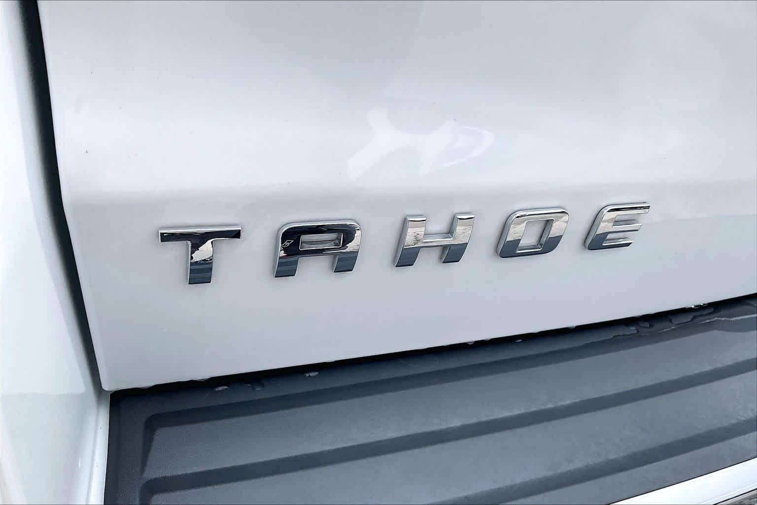 2016 Chevrolet Tahoe LTZ - 9