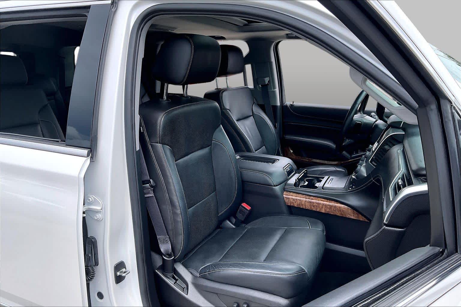 2016 Chevrolet Tahoe LTZ - 8