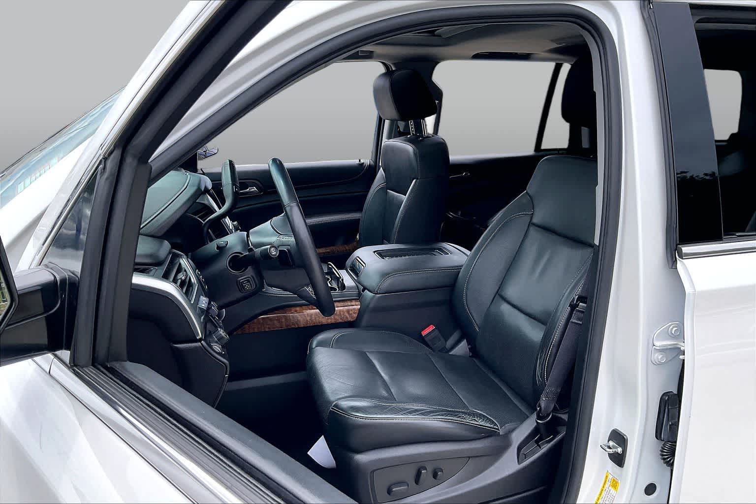 2016 Chevrolet Tahoe LTZ Iridescent Pearl Tricoat at AutoNation Chevrolet Gulf Fwy