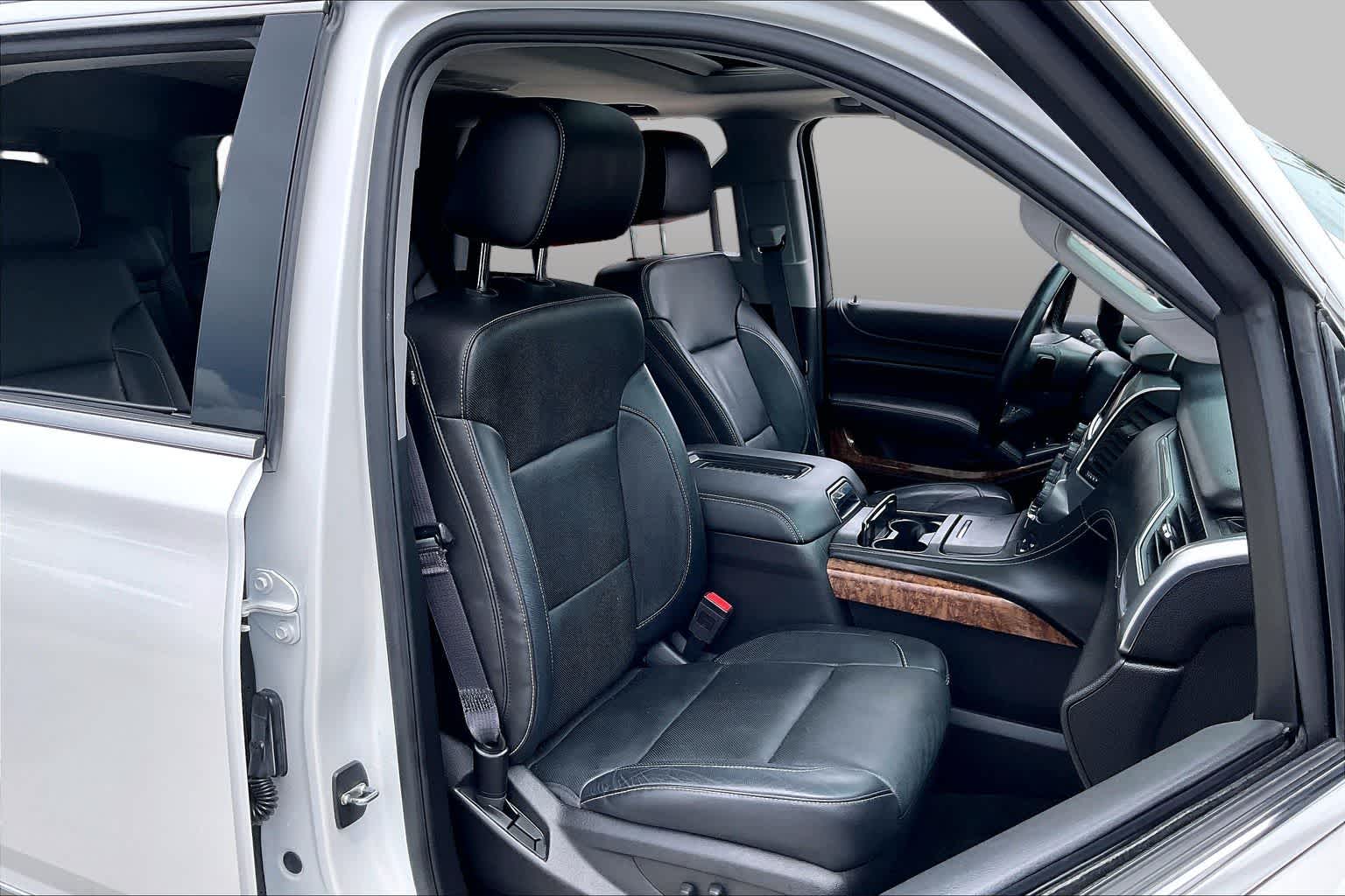 2016 Chevrolet Tahoe LTZ Iridescent Pearl Tricoat at AutoNation Chevrolet Gulf Fwy
