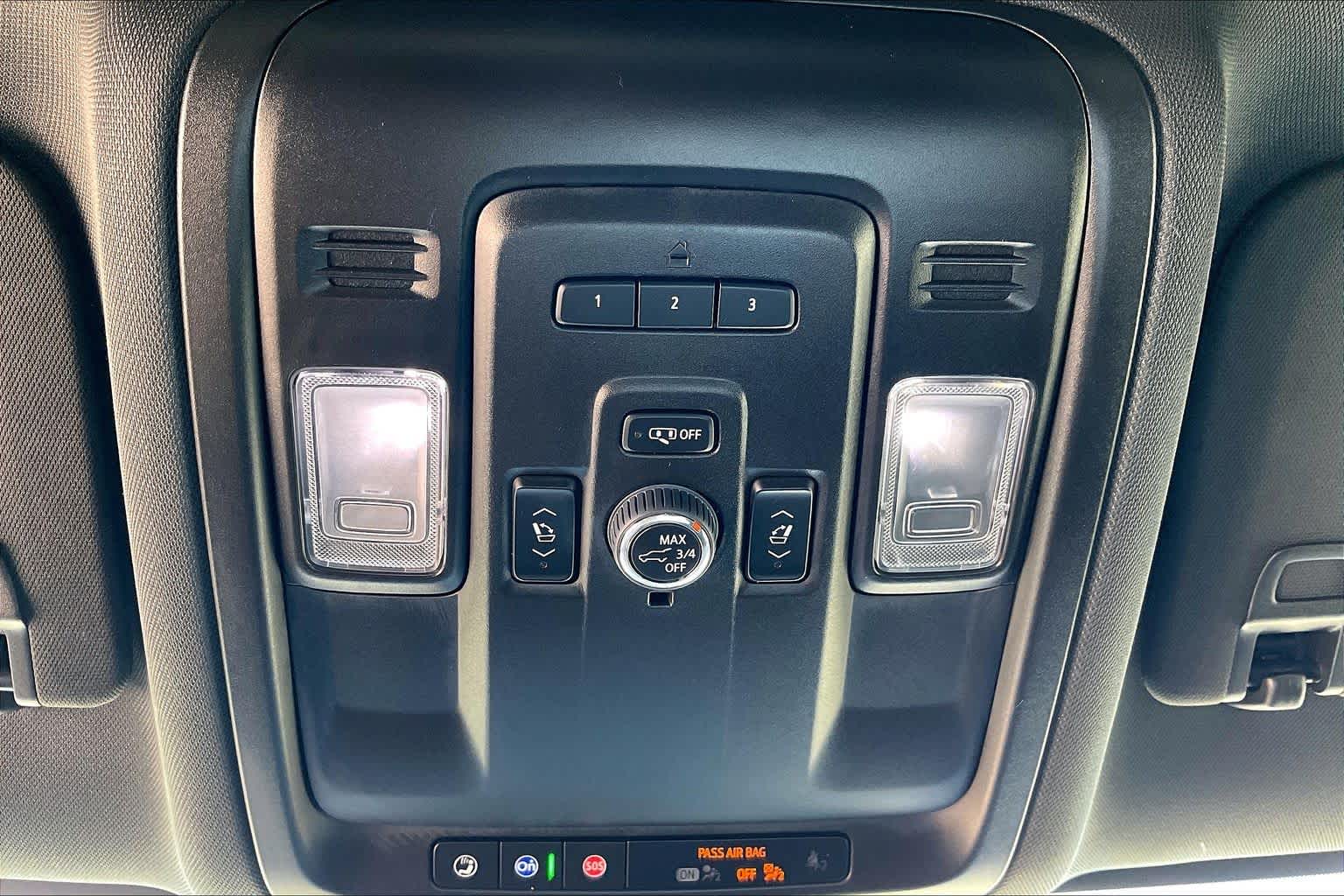 2023 Chevrolet Tahoe photo 32 of 33