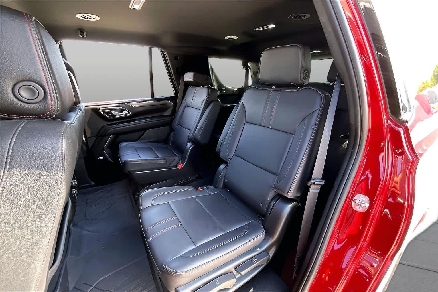 2023 Chevrolet Tahoe photo 18 of 33