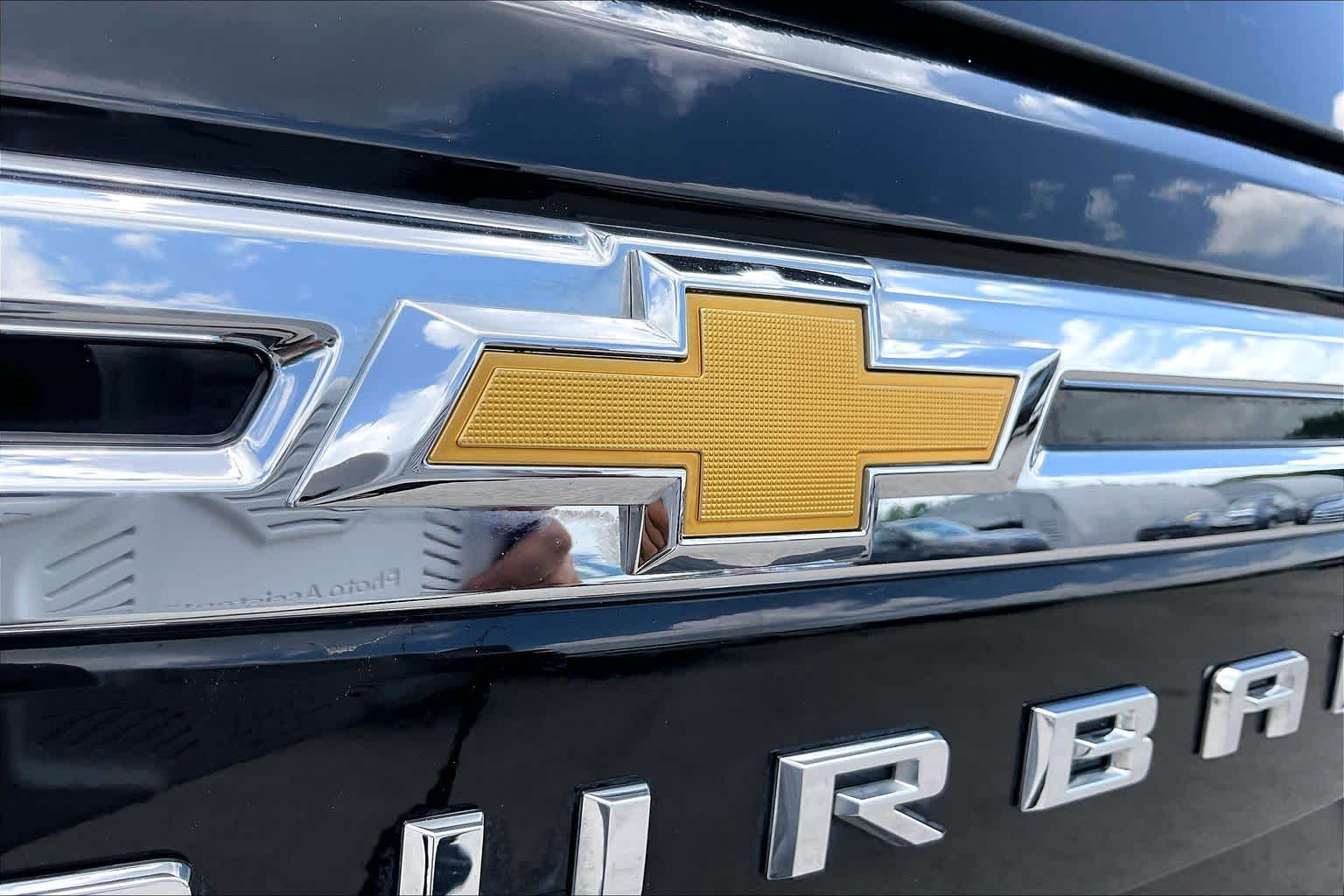 2023 Chevrolet Suburban Premier Black at AutoNation Toyota Gulf Fwy