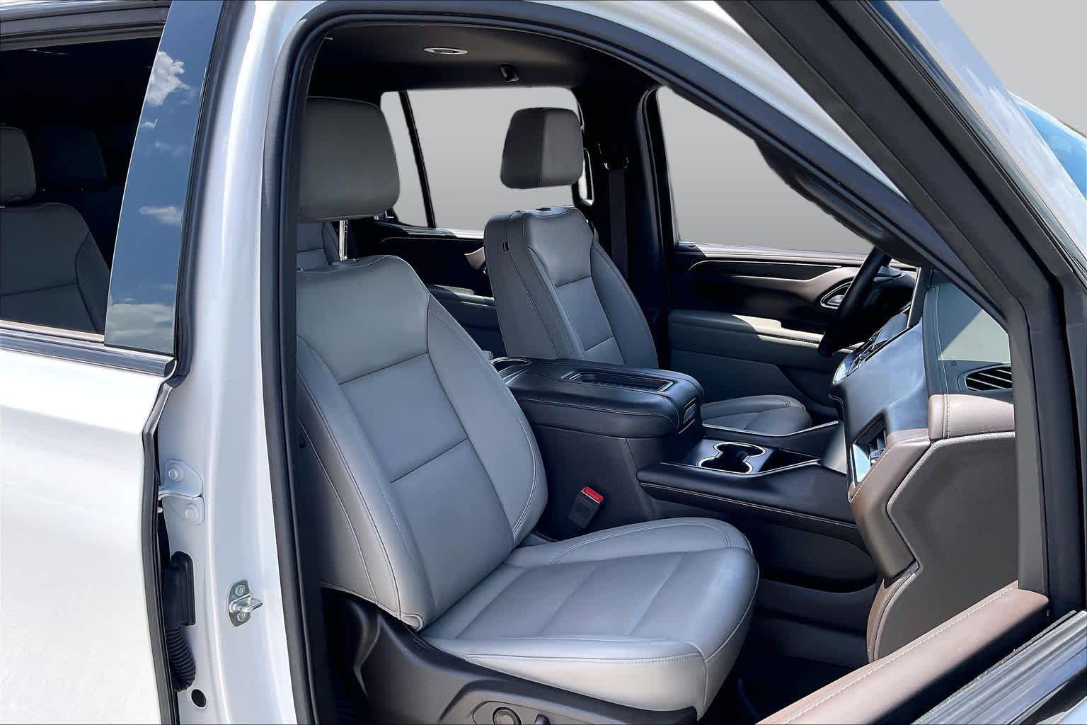 2022 Chevrolet Tahoe Z71 Iridescent Pearl Tricoat at Lone Star Chevrolet