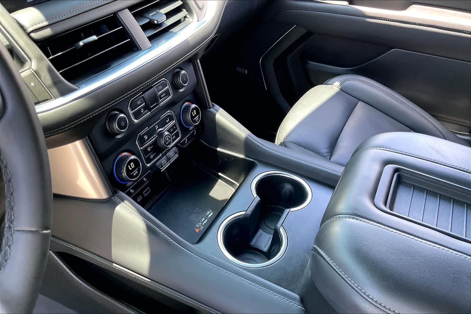 2024 Chevrolet Tahoe Z71 Iridescent Pearl Tricoat at Group 1 GMC Buick South