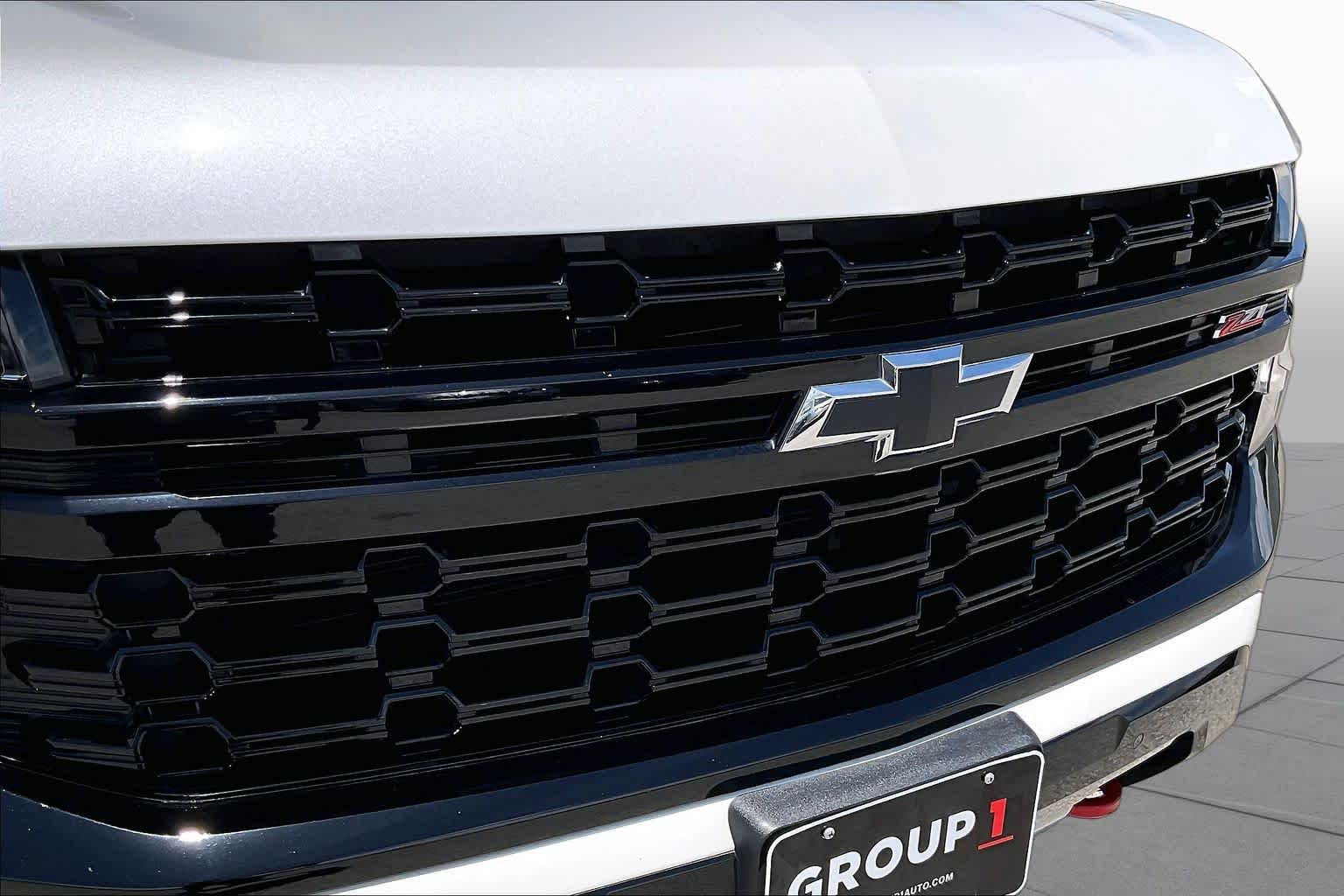 2024 Chevrolet Tahoe Z71 Iridescent Pearl Tricoat at Group 1 GMC Buick South