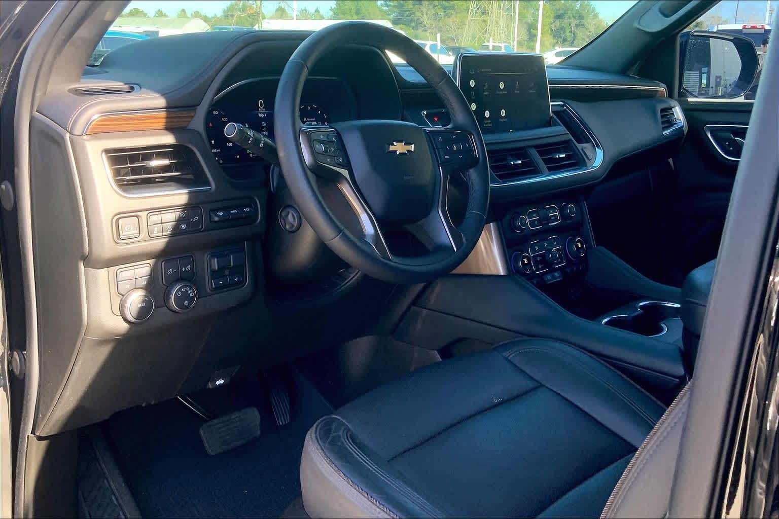 2022 Chevrolet Tahoe High Country Black at Group 1 GMC Buick South