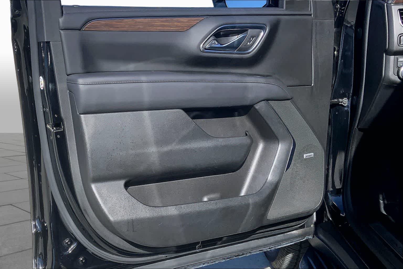 2022 Chevrolet Tahoe High Country Black at Davis Chevrolet