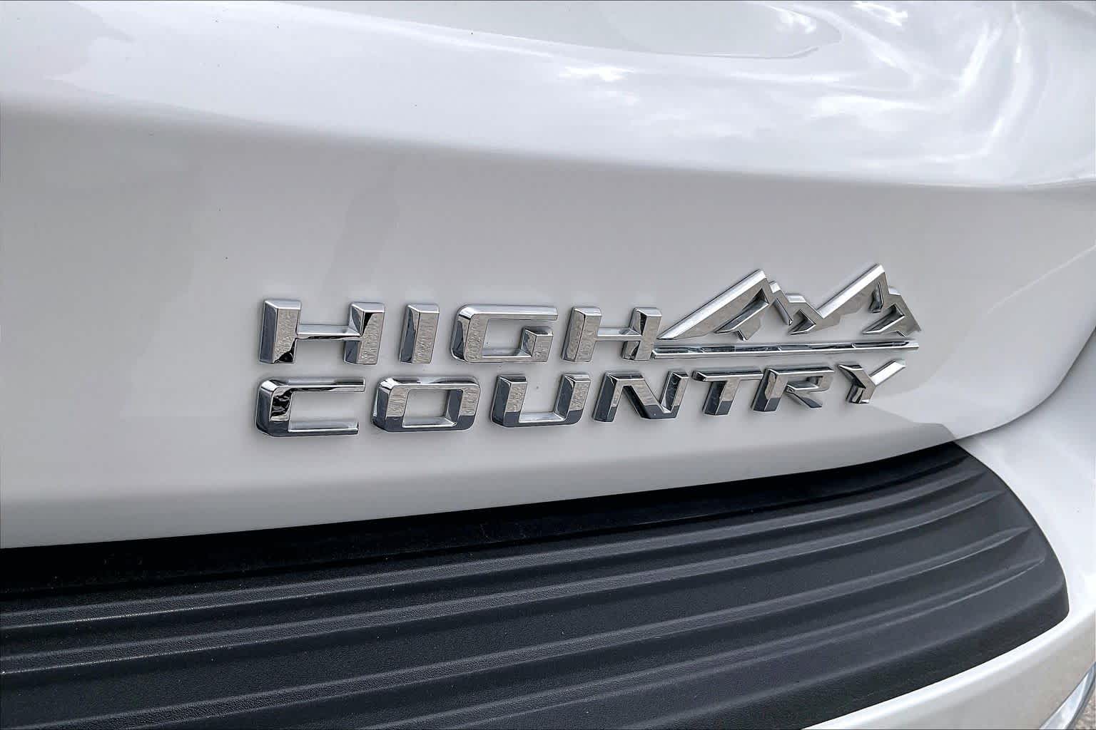 2021 Chevrolet Tahoe photo 10 of 34