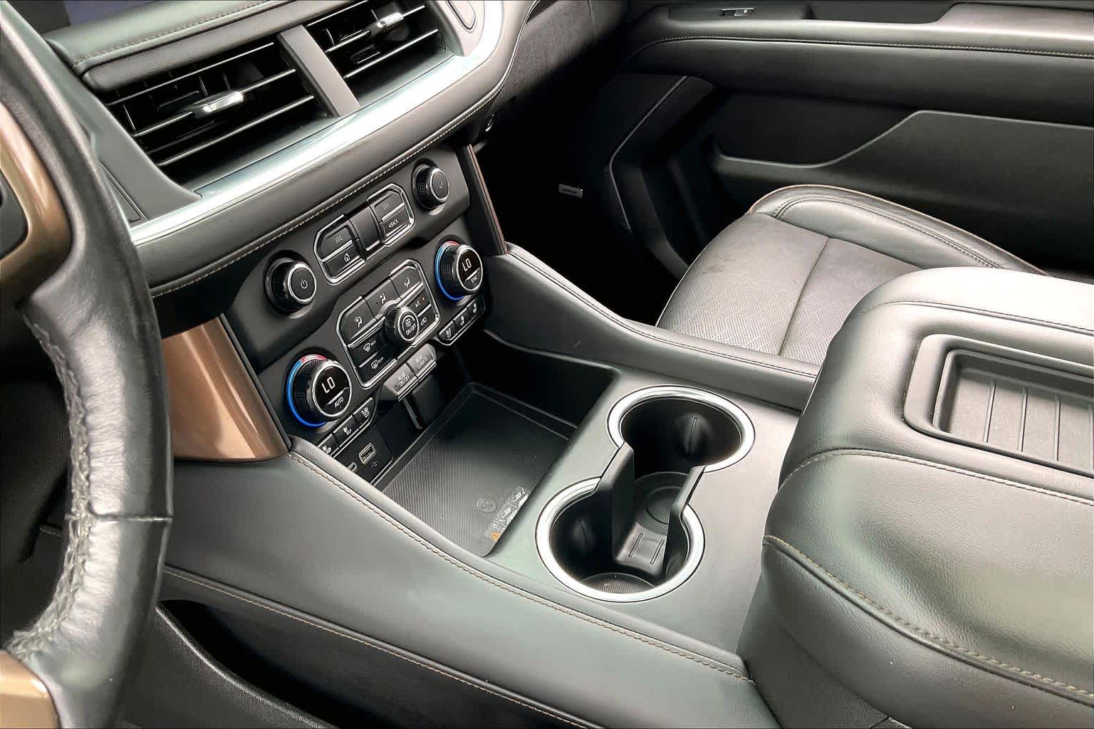 2021 Chevrolet Tahoe photo 16 of 34