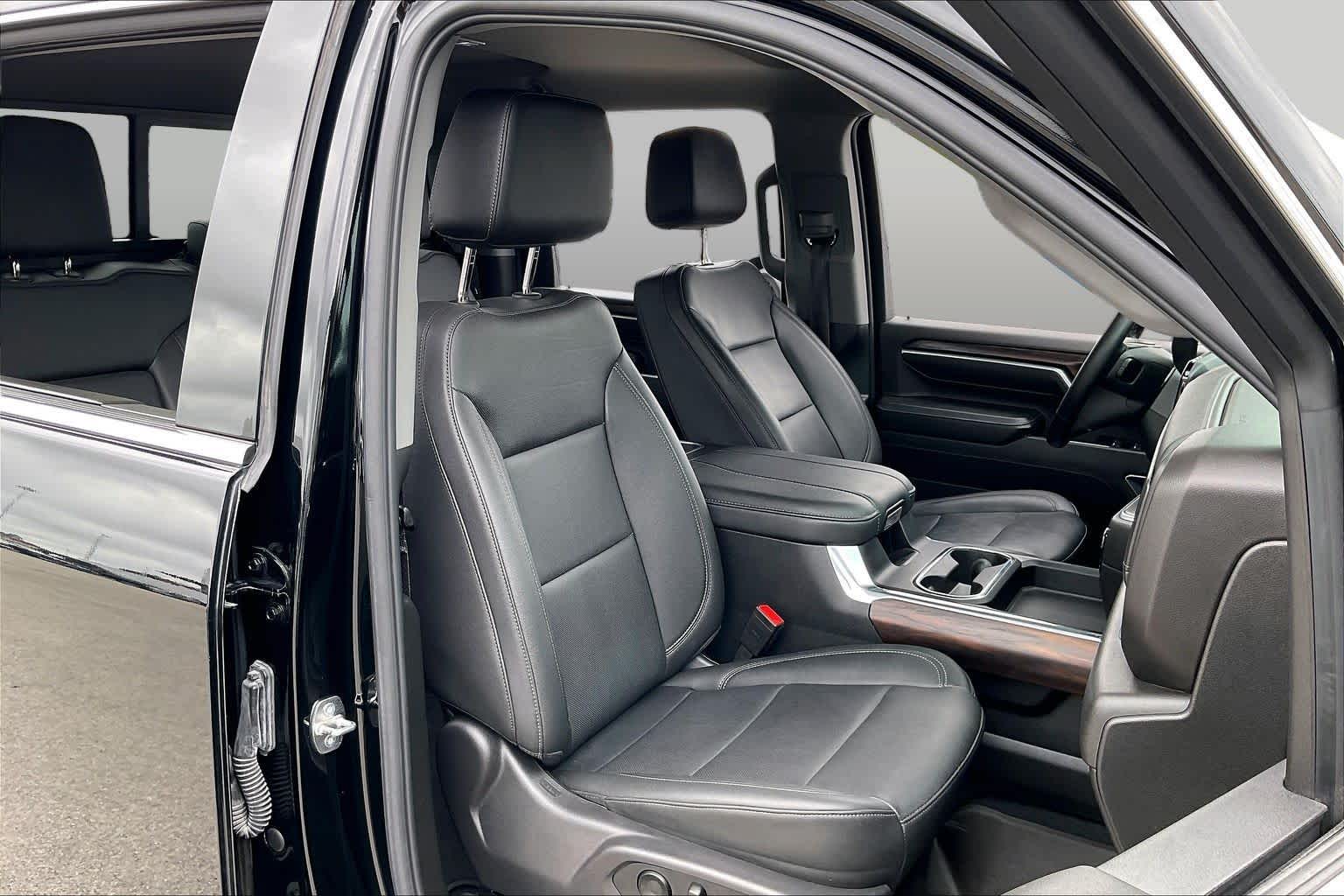 2024 GMC Sierra 2500HD SLT Onyx Black at AutoNation Toyota Gulf Fwy