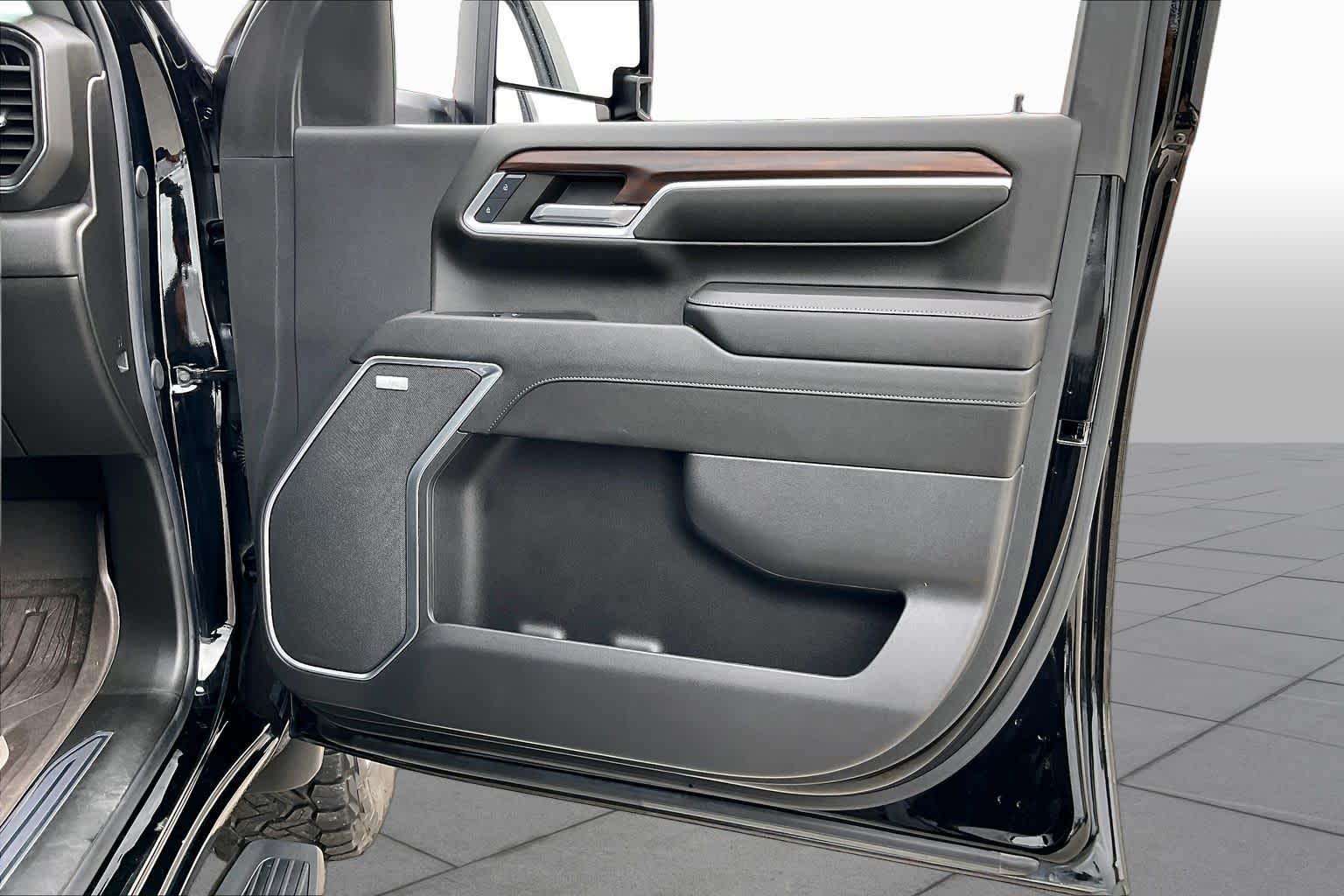 2024 GMC Sierra 2500HD SLT Onyx Black at AutoNation Toyota Gulf Fwy