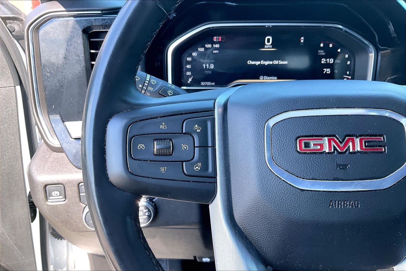 2024 GMC Sierra 2500HD photo 24 of 35