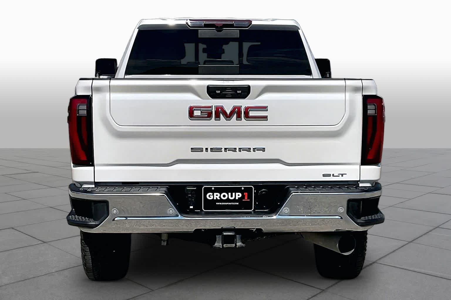 2024 GMC Sierra 2500HD photo 5 of 35