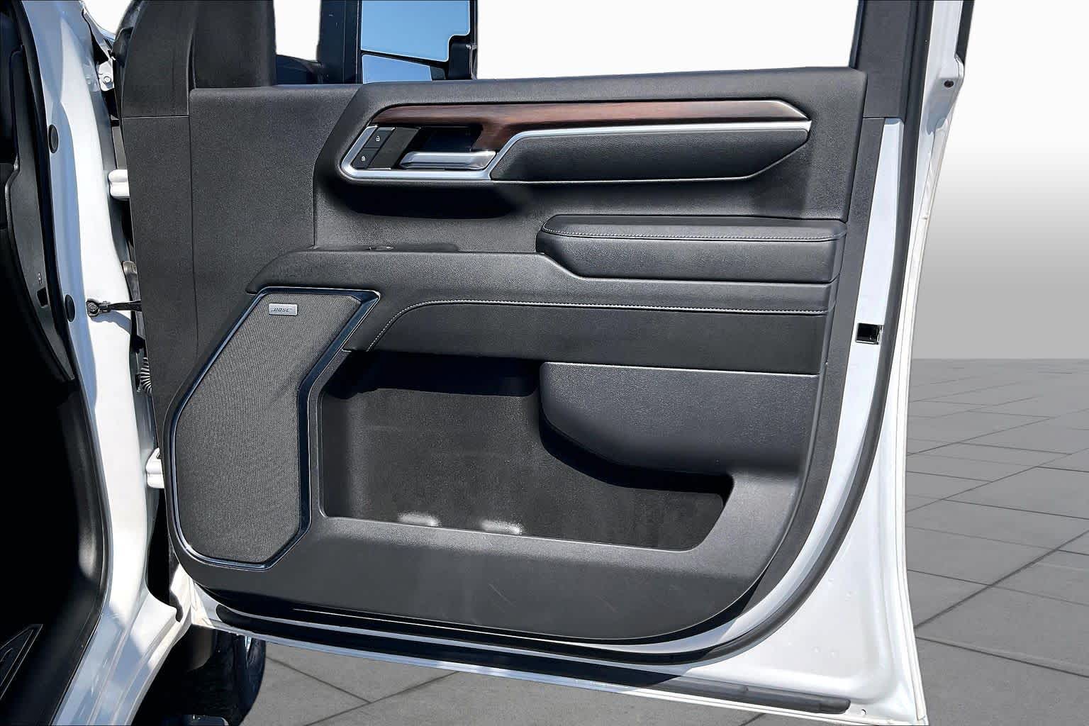 2024 GMC Sierra 2500HD photo 23 of 35