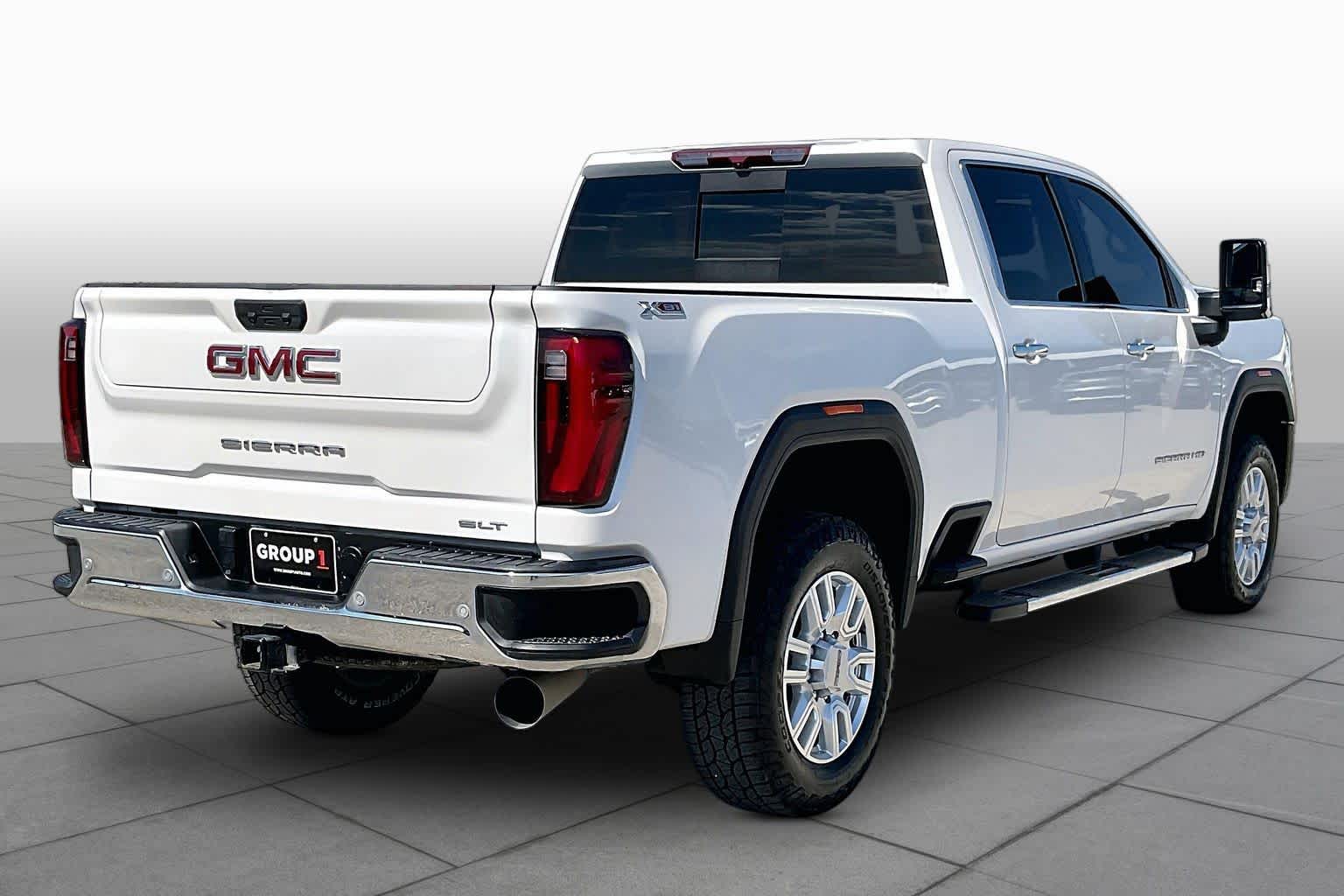 2024 GMC Sierra 2500HD photo 13 of 35