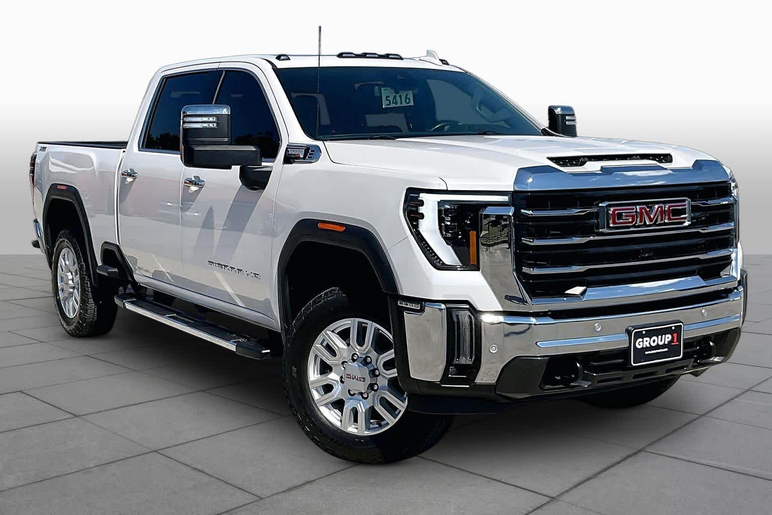 2024 GMC Sierra 2500HD photo 3 of 35