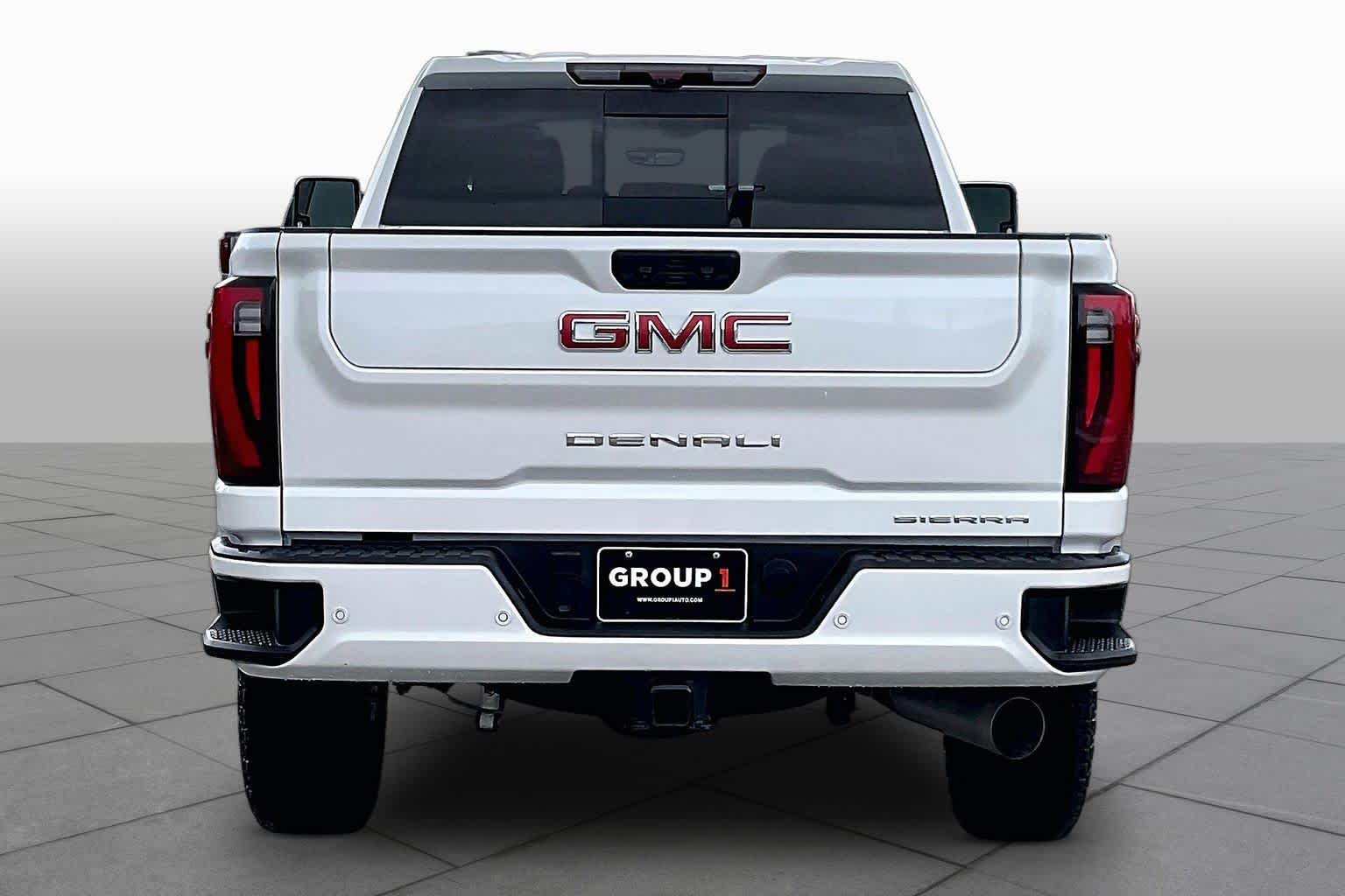 2024 GMC Sierra 2500HD Denali White Frost Tricoat at Group 1 GMC Buick South