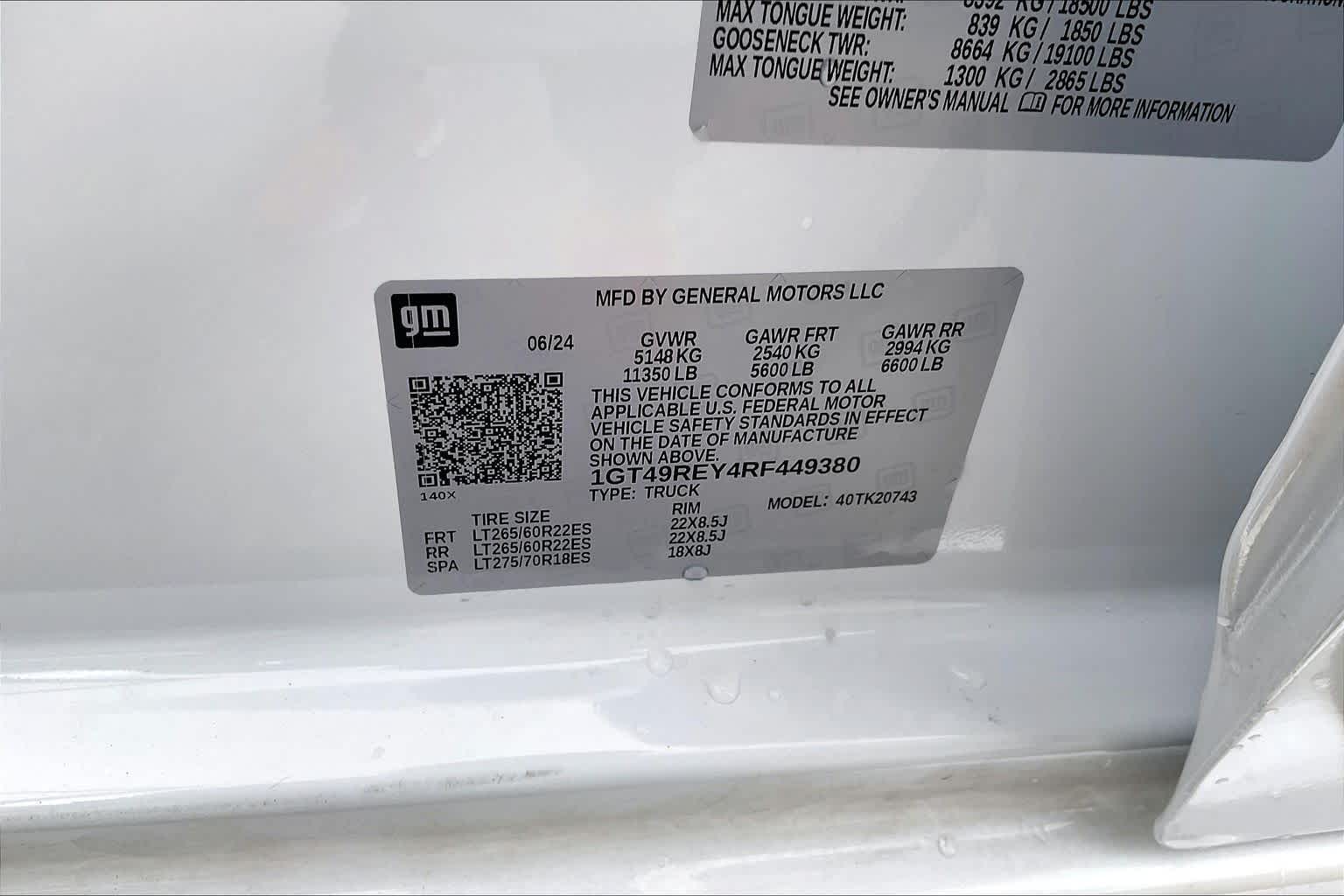 2024 GMC Sierra 2500HD Denali White Frost Tricoat at Group 1 GMC Buick South