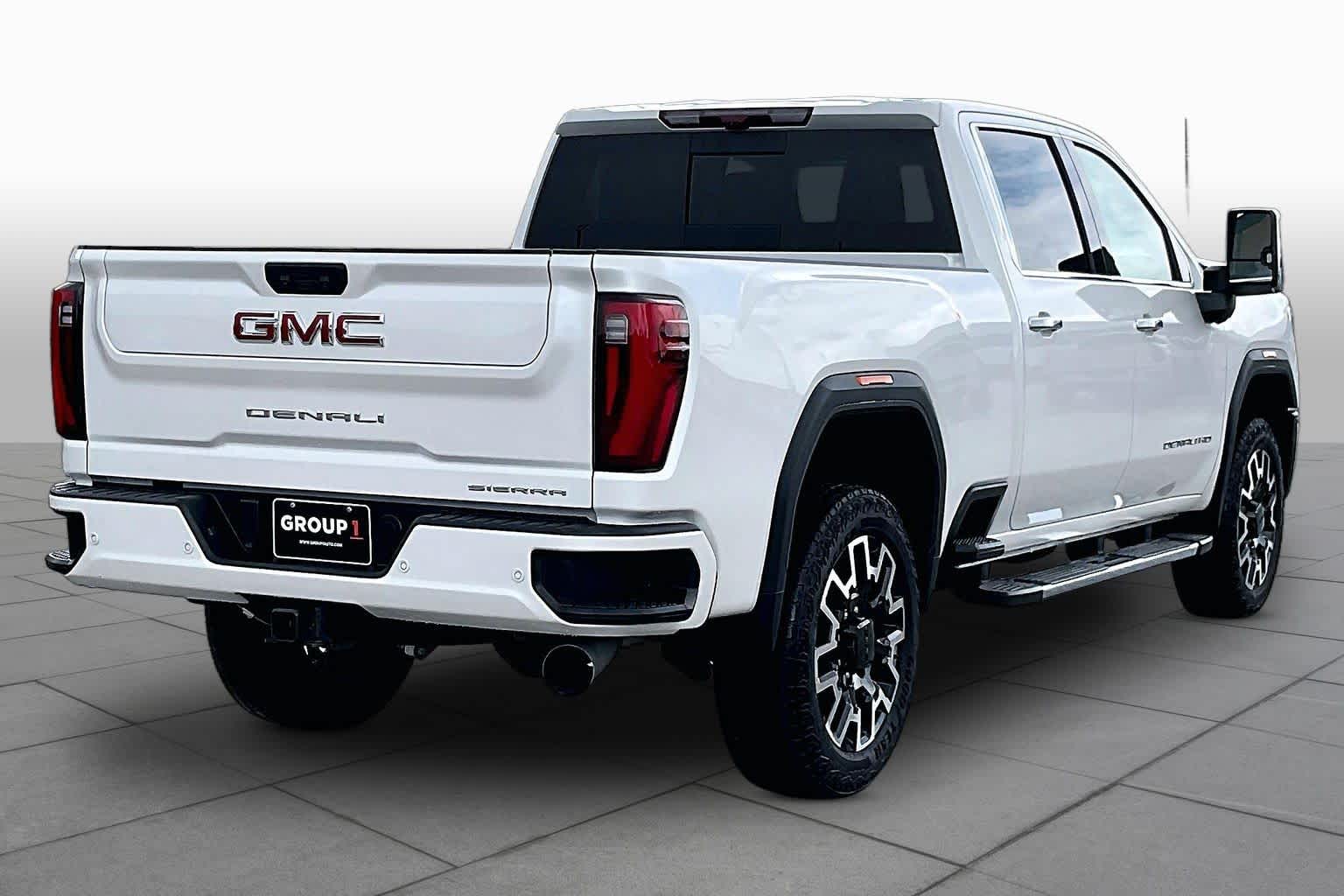 2024 GMC Sierra 2500HD Denali White Frost Tricoat at Group 1 GMC Buick South