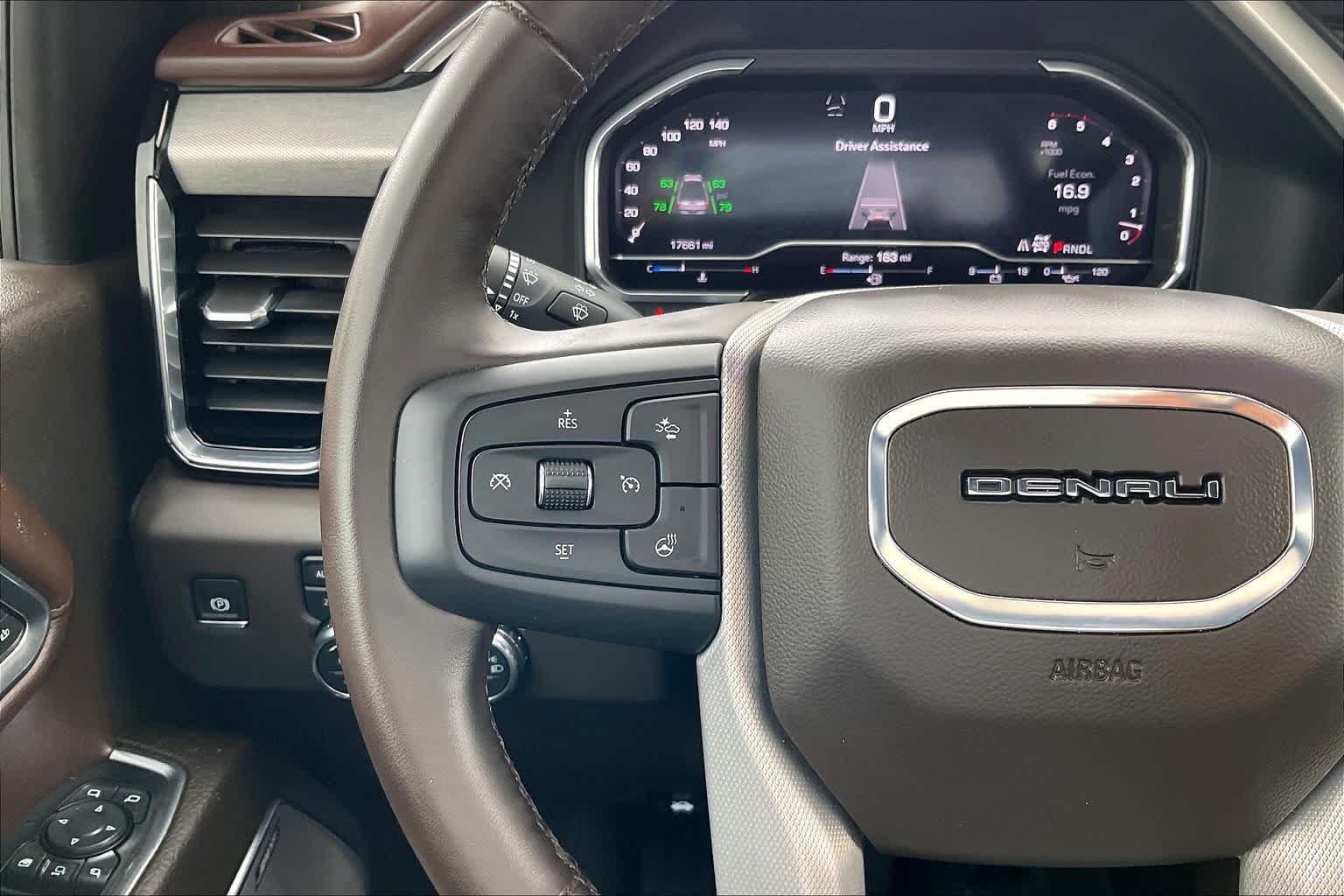 2024 GMC Sierra 2500HD Denali White Frost Tricoat at Group 1 GMC Buick South