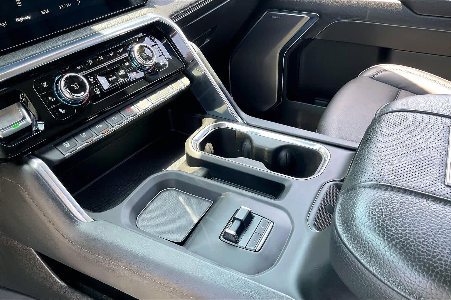 2024 GMC Sierra 2500HD Denali White Frost Tricoat at Friendly Ford Crosby