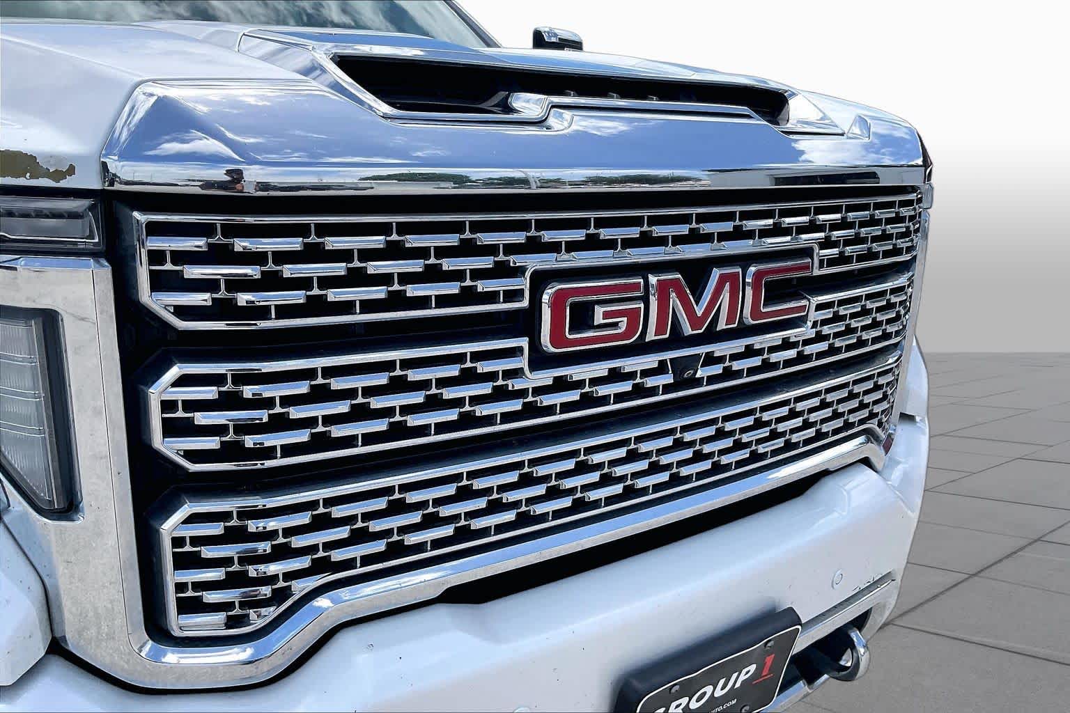 2022 GMC Sierra 2500HD Denali White Frost Tricoat at Honda of Clear Lake