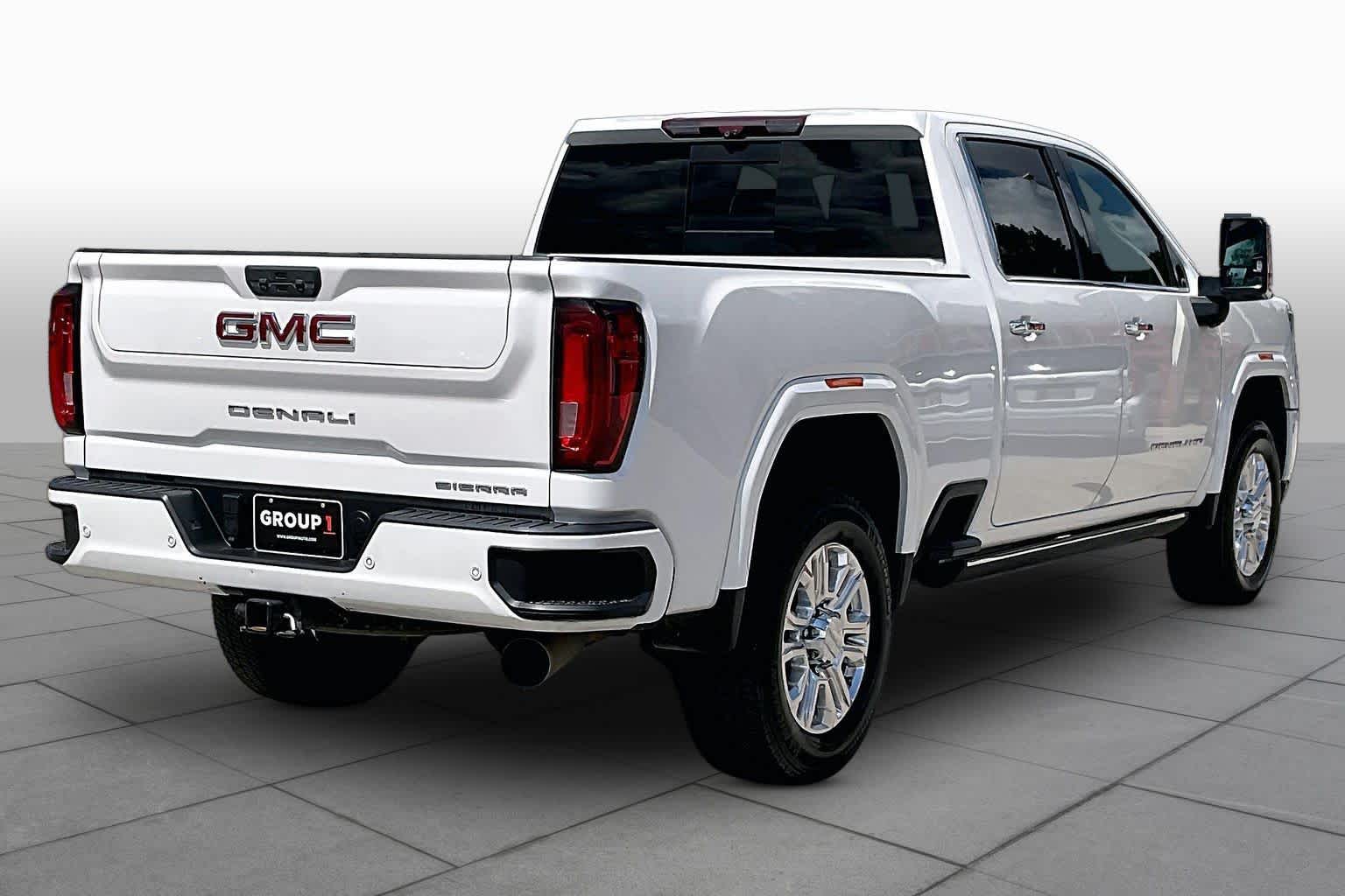 2023 GMC Sierra 2500HD Denali White Frost Tricoat at HGreg Houston