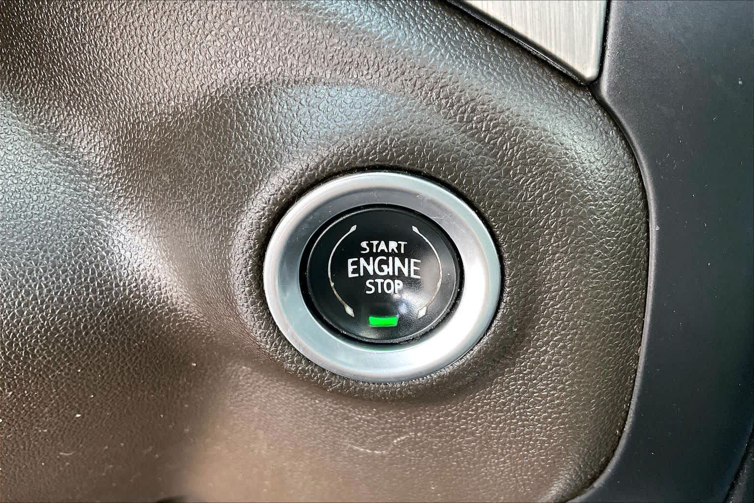 2023 GMC Sierra 2500HD Denali White Frost Tricoat at HGreg Houston