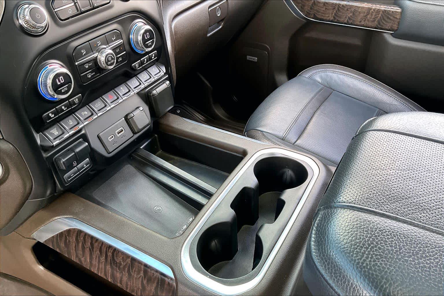 2023 GMC Sierra 2500HD Denali White Frost Tricoat at HGreg Houston