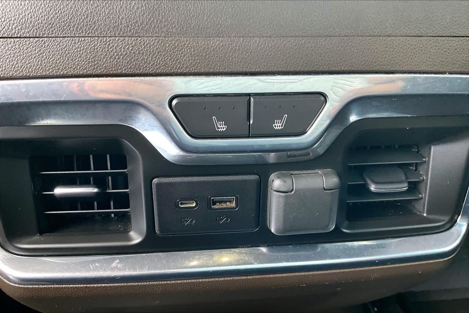 2023 GMC Sierra 2500HD Denali White Frost Tricoat at HGreg Houston