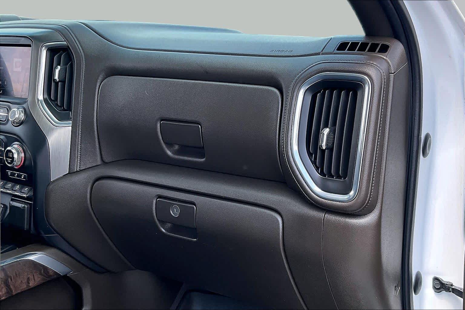 2023 GMC Sierra 2500HD Denali White Frost Tricoat at HGreg Houston