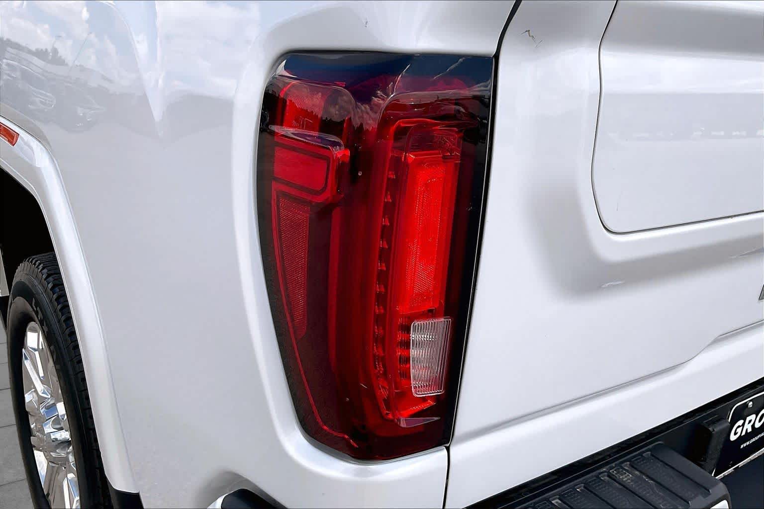2023 GMC Sierra 2500HD Denali White Frost Tricoat at HGreg Houston