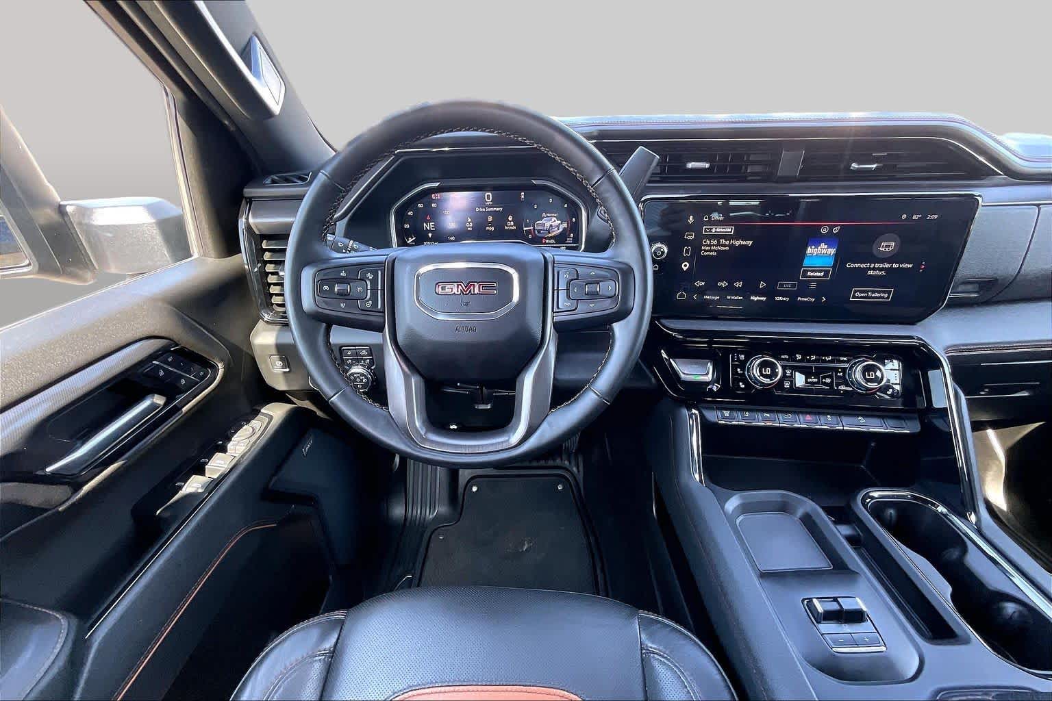 2024 GMC Sierra 3500HD photo 6 of 35