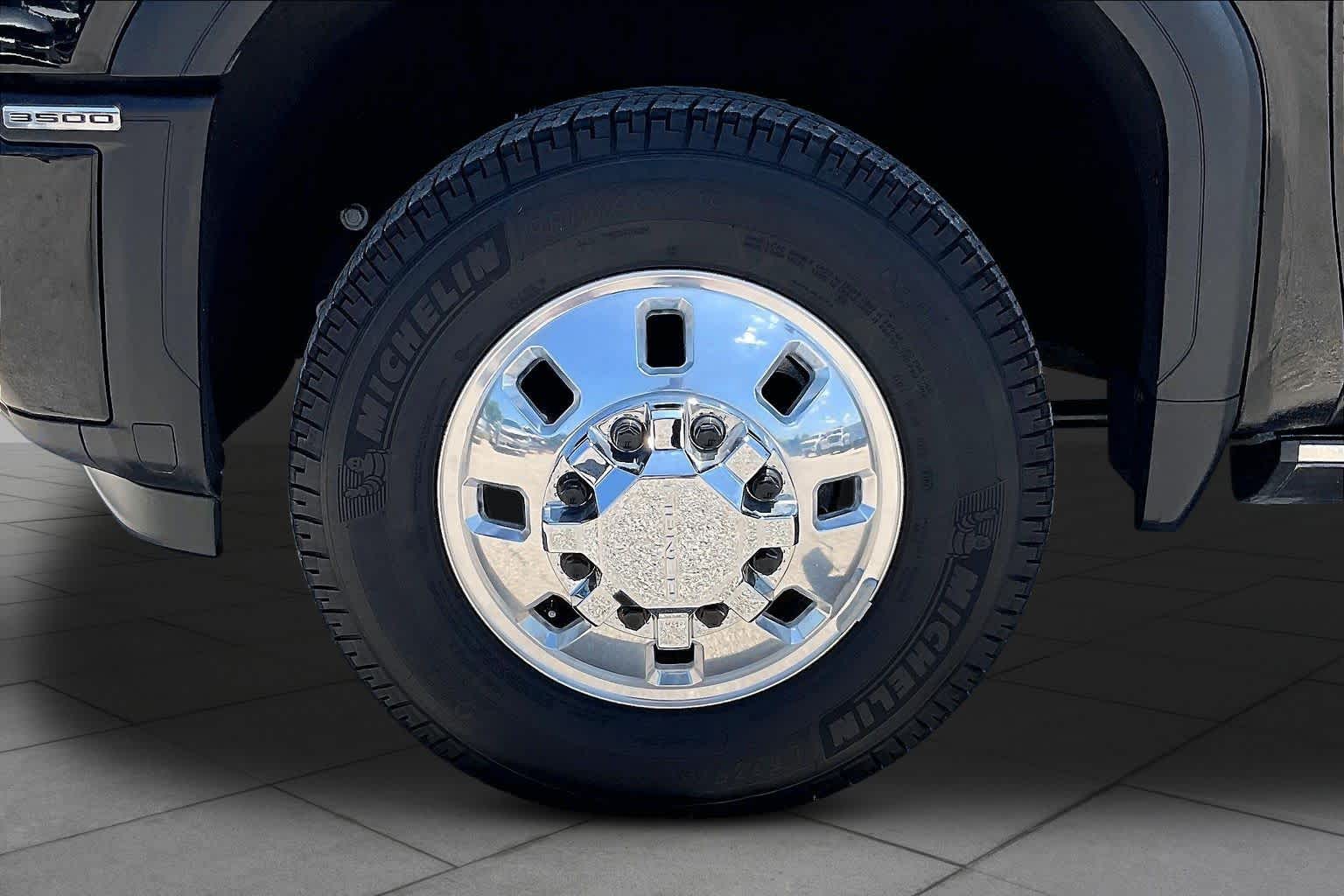 2024 GMC Sierra 3500HD Denali Onyx Black at Group 1 GMC Buick South