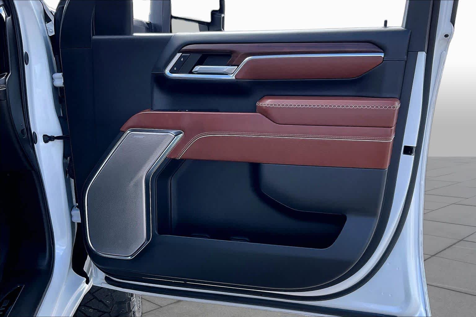 2024 GMC Sierra 2500HD photo 23 of 35