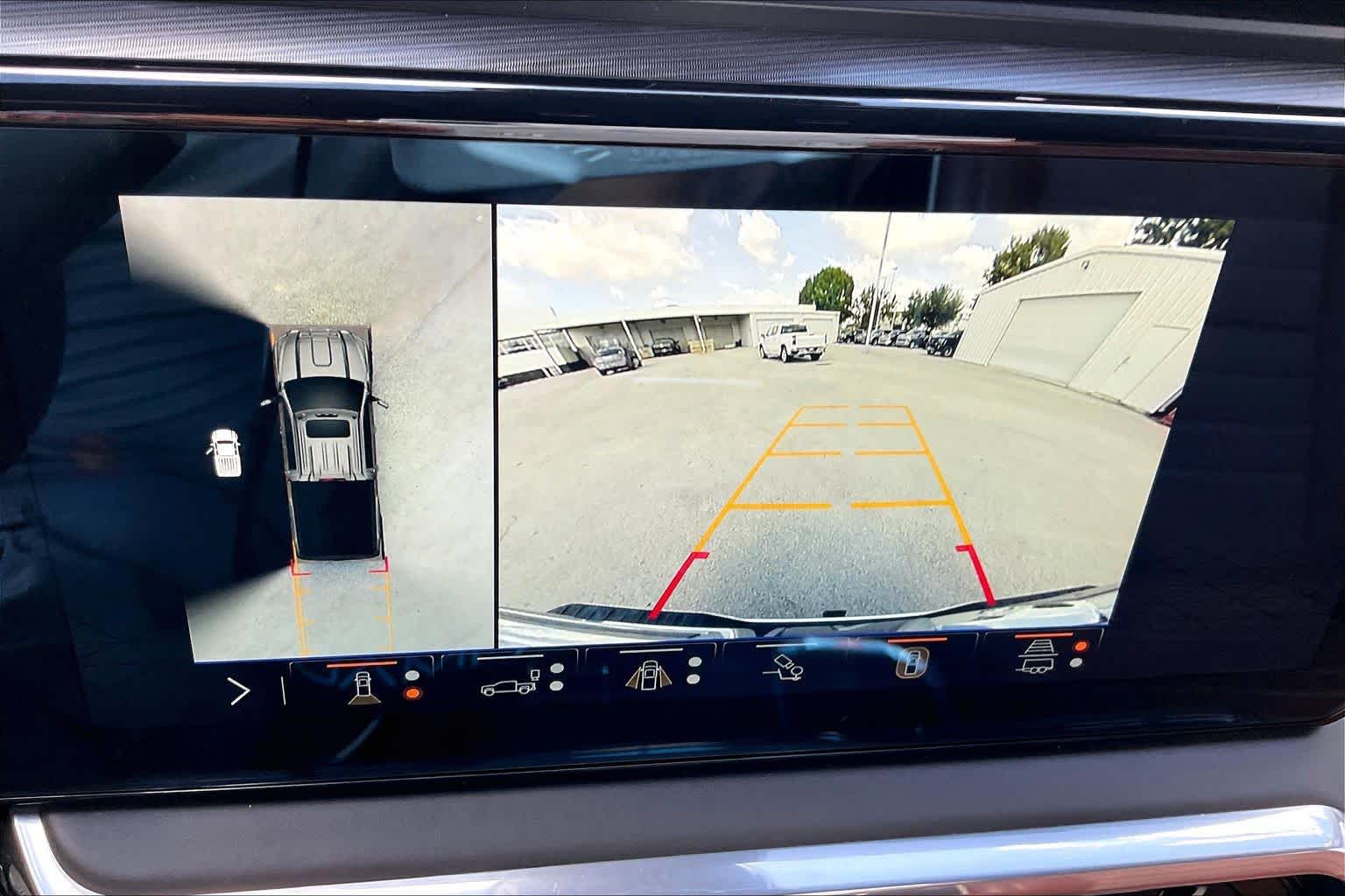 2024 GMC Sierra 2500HD photo 27 of 35