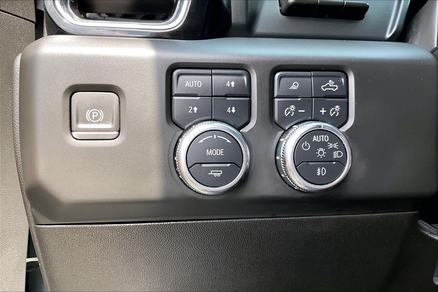 2024 GMC Sierra 3500HD Denali Ultimate Sterling Metallic at Texan GMC Buick