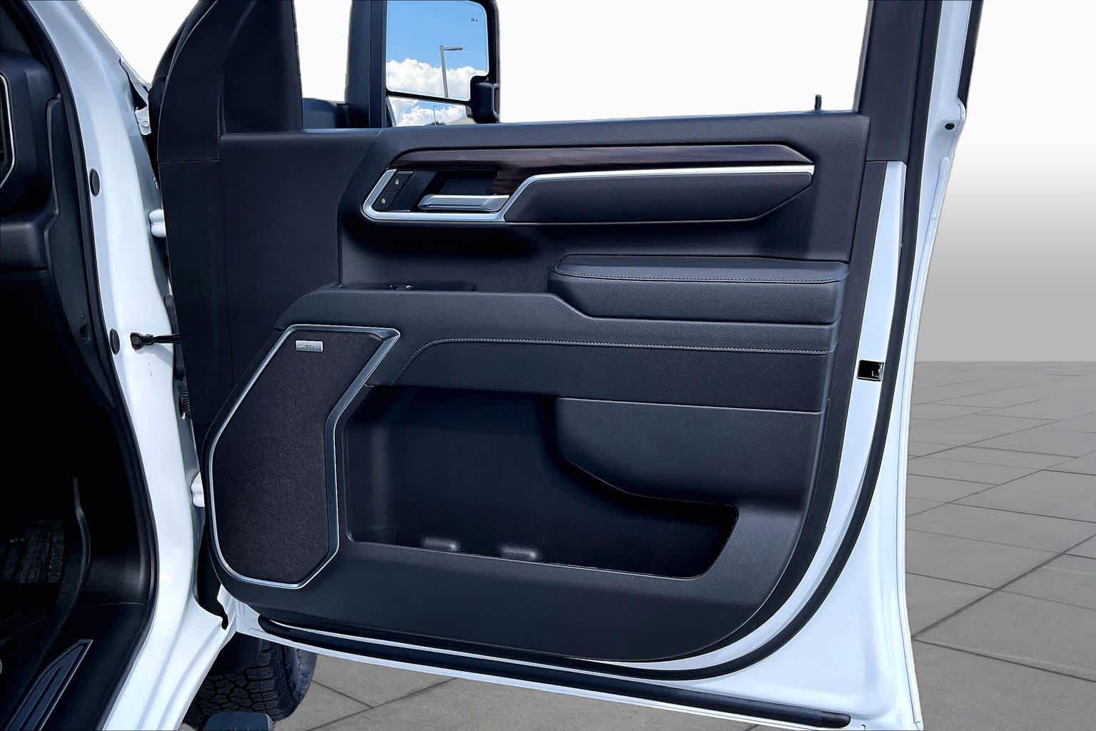 2026 GMC Sierra 2500HD photo 23 of 35