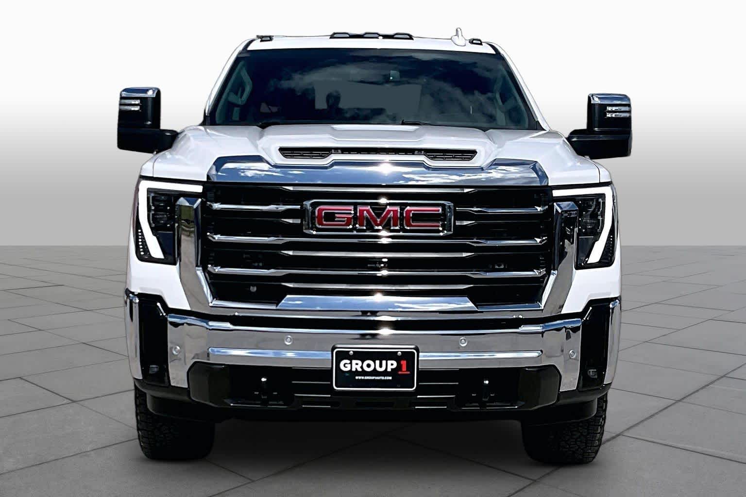 2026 GMC Sierra 2500HD photo 4 of 35