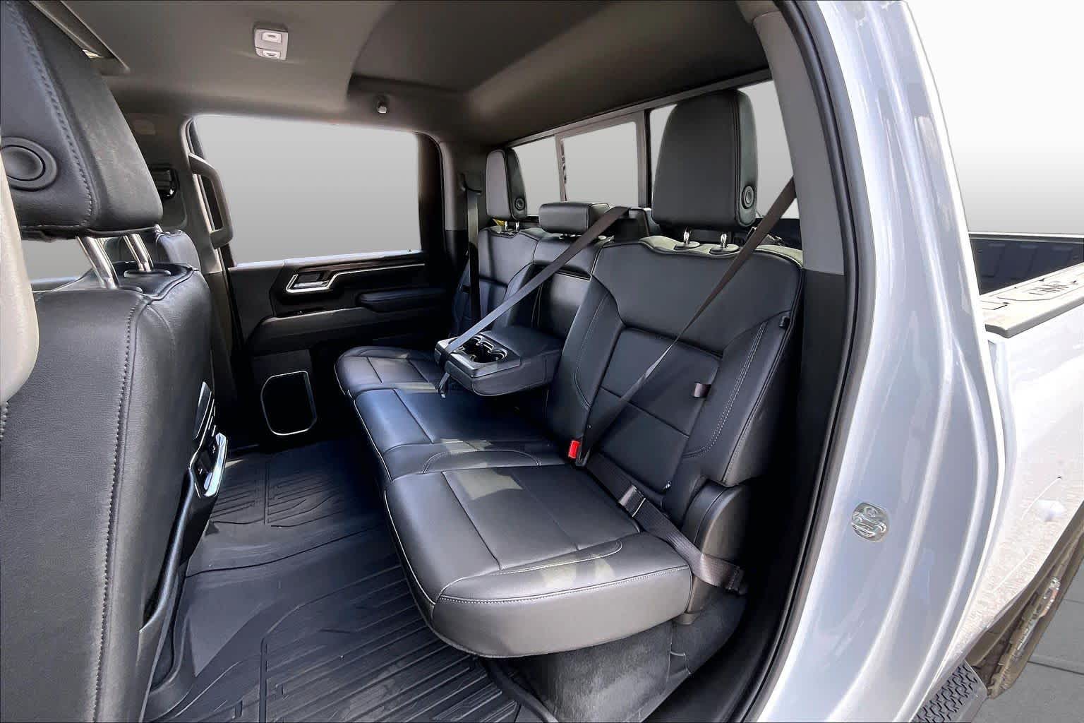 2026 GMC Sierra 2500HD photo 20 of 35