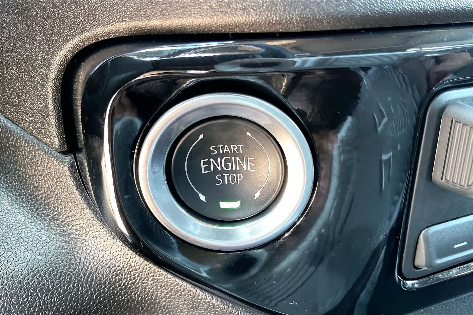 2026 GMC Sierra 2500HD photo 34 of 35