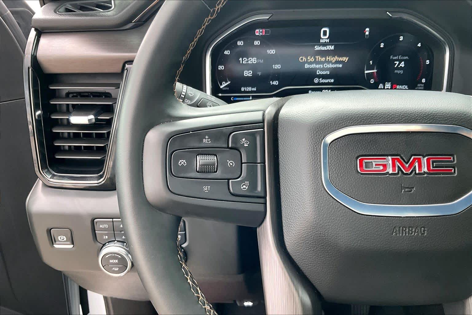 2025 GMC Sierra 2500HD photo 23 of 34