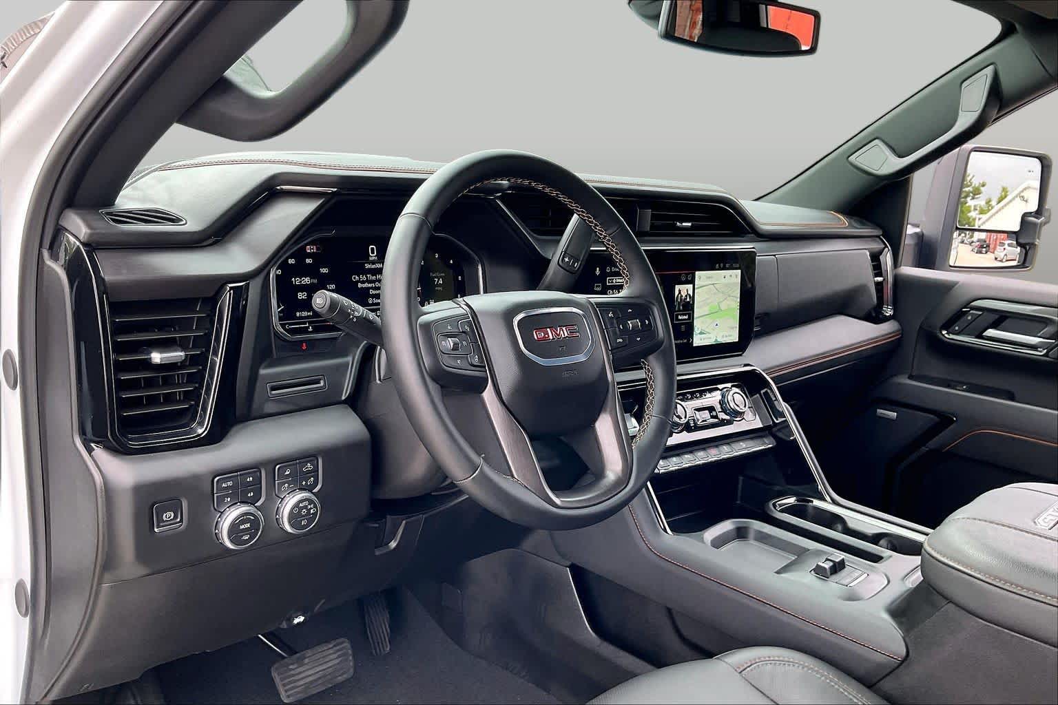 2025 GMC Sierra 2500HD photo 17 of 34