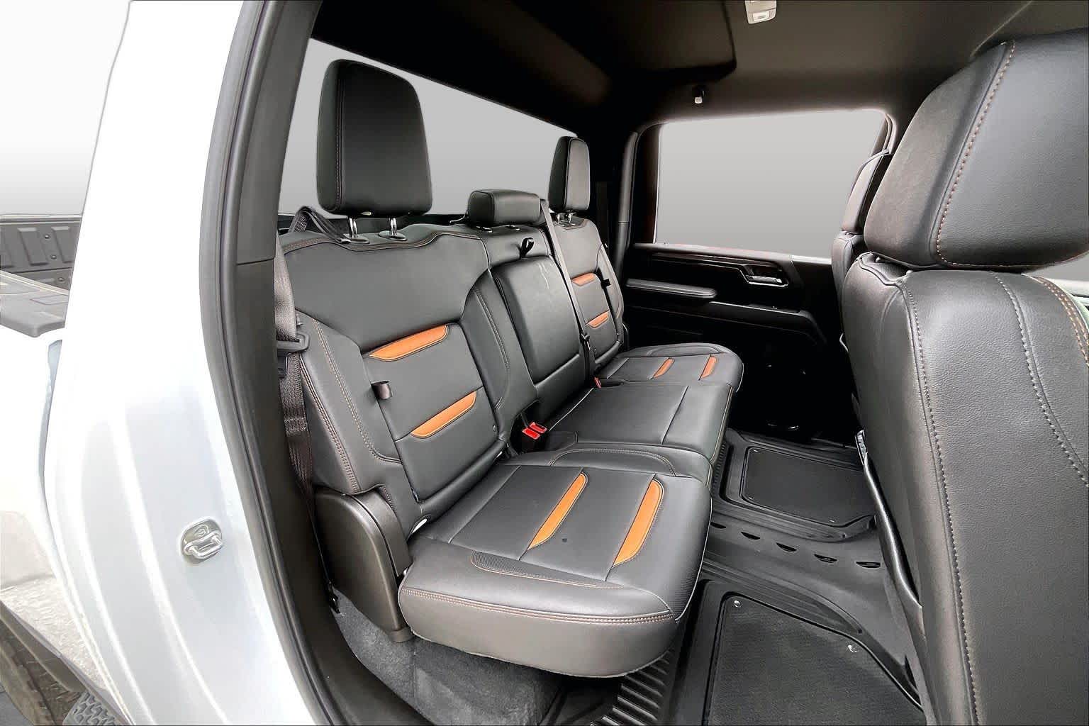 2025 GMC Sierra 2500HD photo 20 of 34