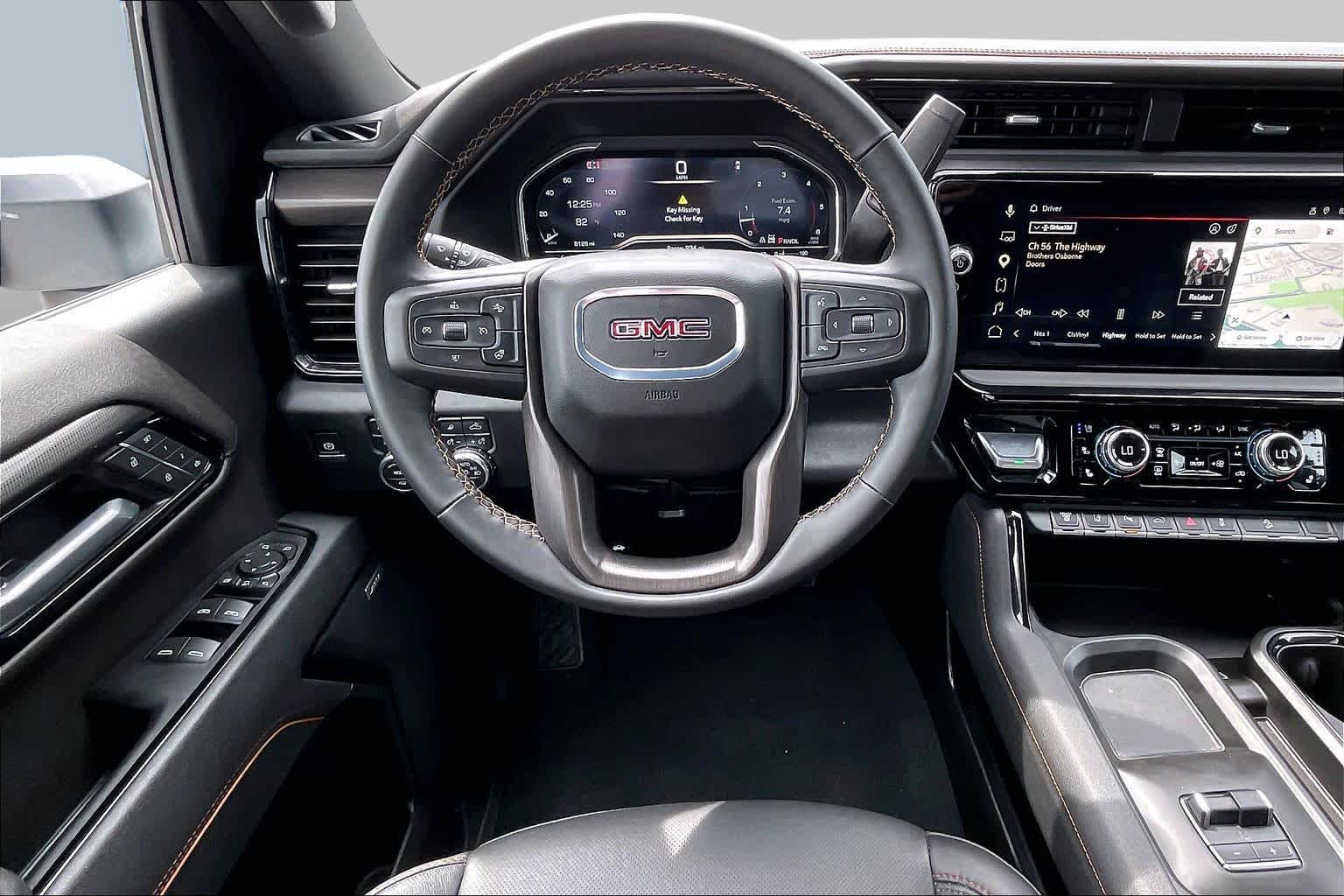 2025 GMC Sierra 2500HD photo 6 of 34