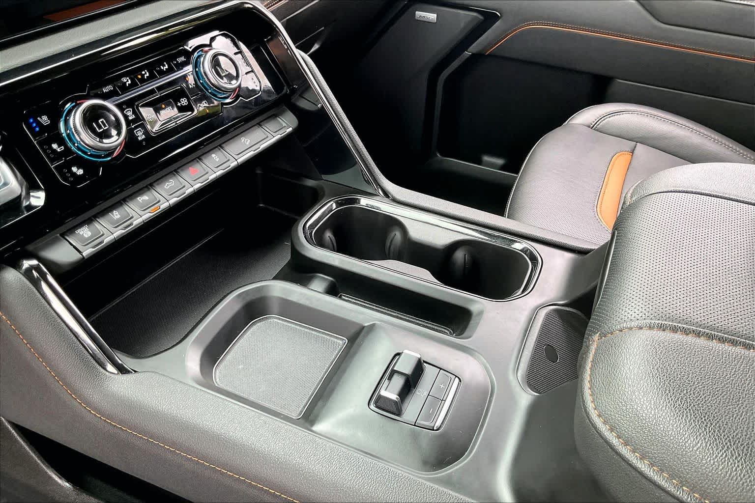 2025 GMC Sierra 2500HD photo 16 of 34