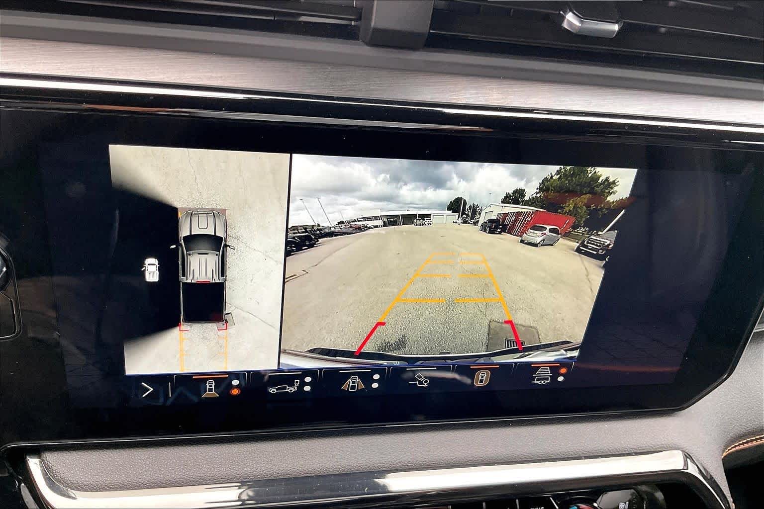 2025 GMC Sierra 2500HD photo 26 of 34