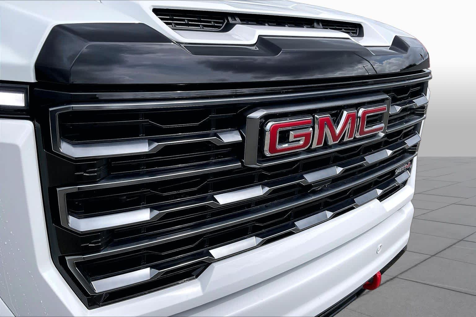2025 GMC Sierra 2500HD photo 29 of 34