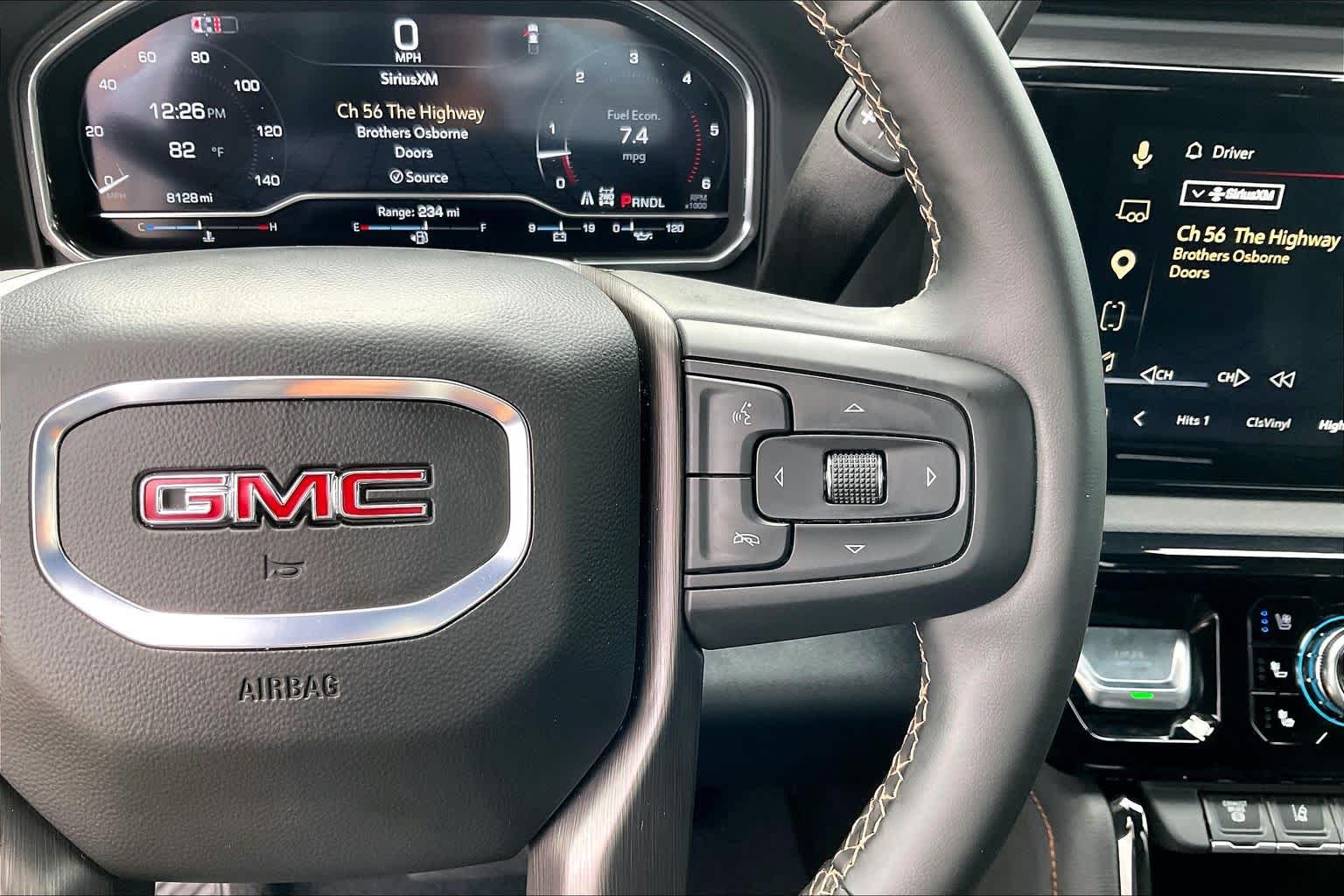 2025 GMC Sierra 2500HD photo 24 of 34